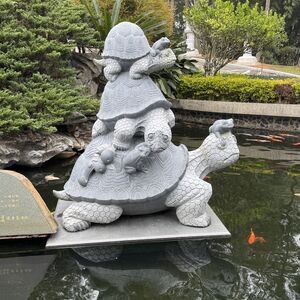 Wen Wu Temple: stacked turtles signifying the endurance of generations